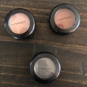 MAC Eyeshadow Set of THREE